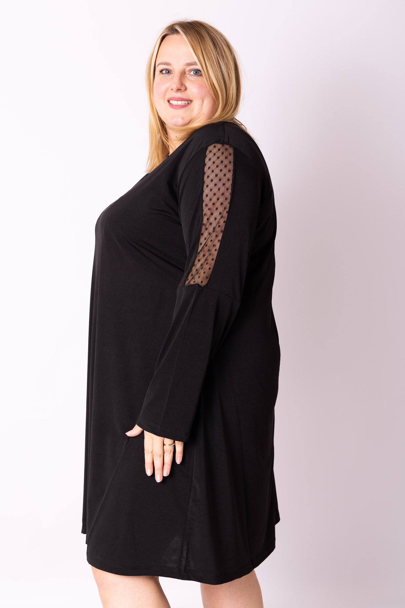 Jurk Patricia zwart travel stof ca 110 cm