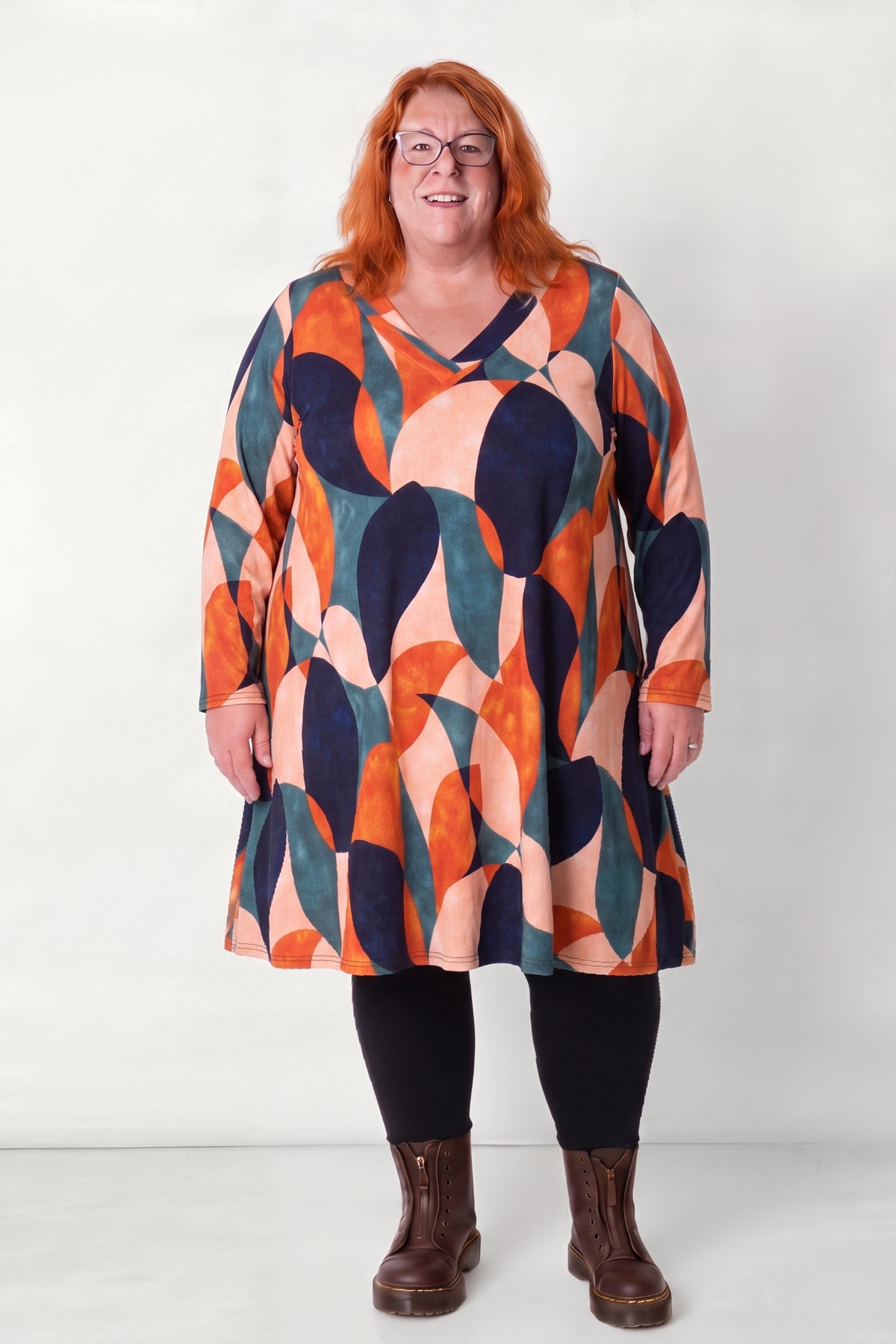 Jurk Ingrid |Retro Shapes | MIR Fine Knit | A-lijn | V-hals | 105 cm