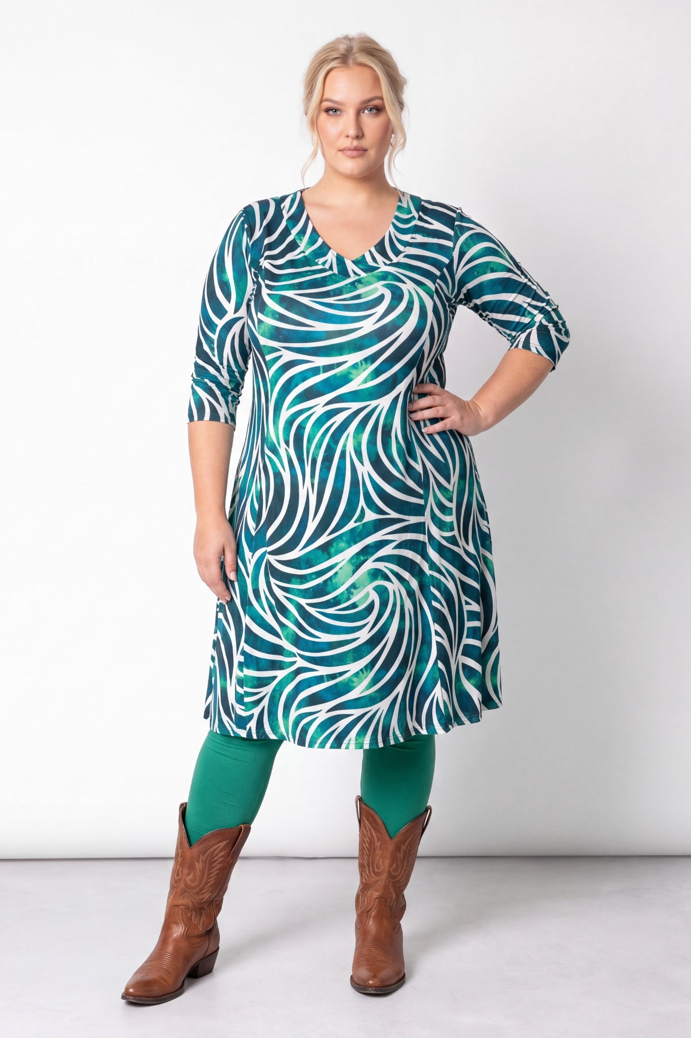 Jurk Bella | Jade Waves | Limited Edition | Grote Maten | Prinsessenlijn | Travelstof | 115cm