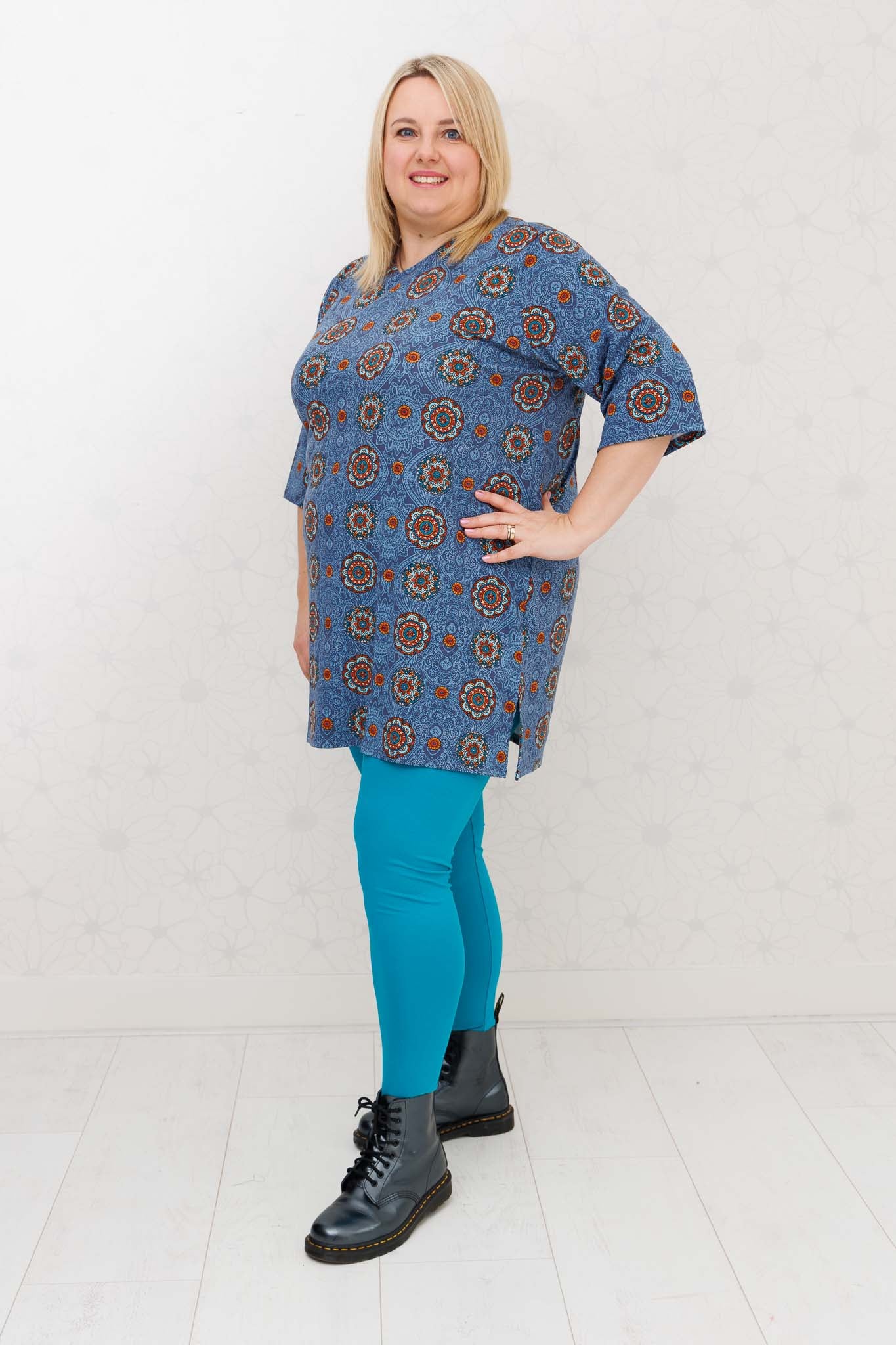 Shirt Eva caleidoscoop blauw viscose 90cm
