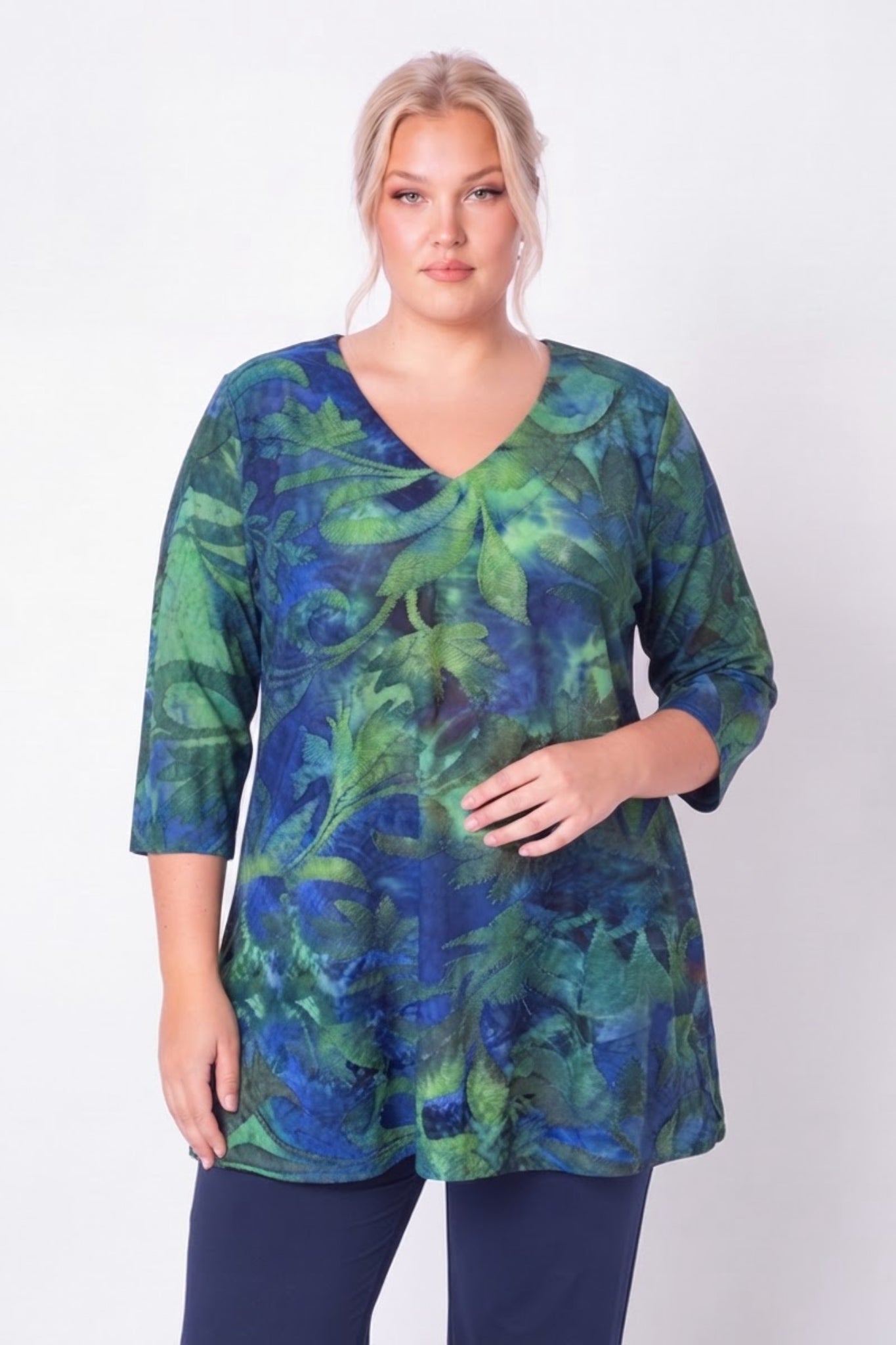 Longshirt Erna | Blue Forest | Recht Model | 3D Structuurstof | 3/4 Mouw | 90 cm