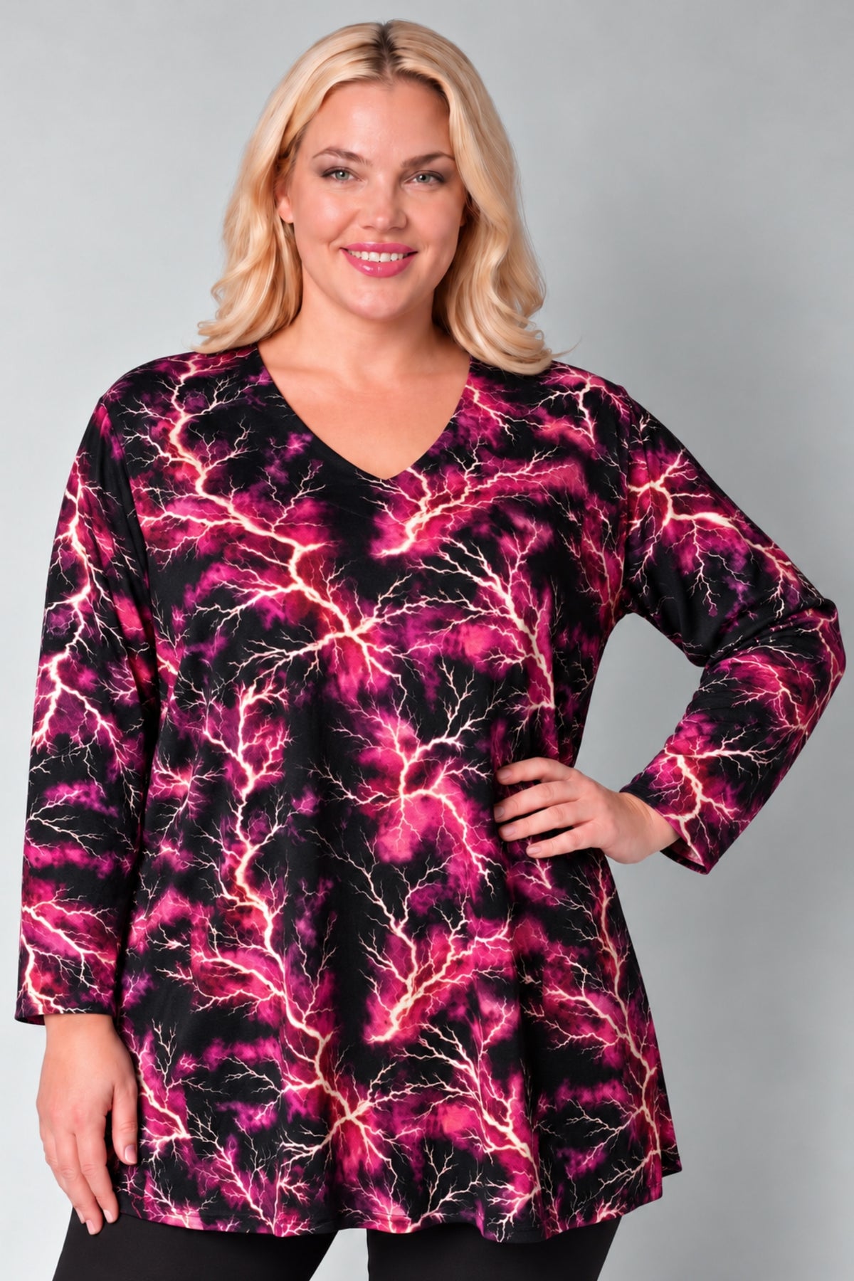 Longshirt Erna | Electric Pink Storm |Sonia met Viscose | Recht model | V-hals | 90 cm