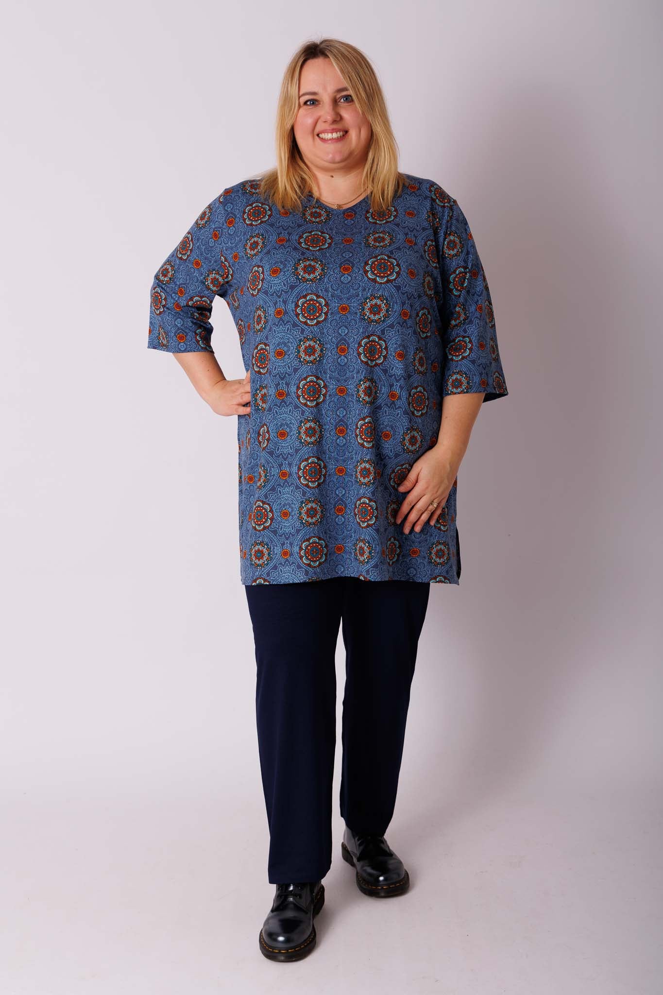 Shirt Eva caleidoscoop blauw viscose 90cm