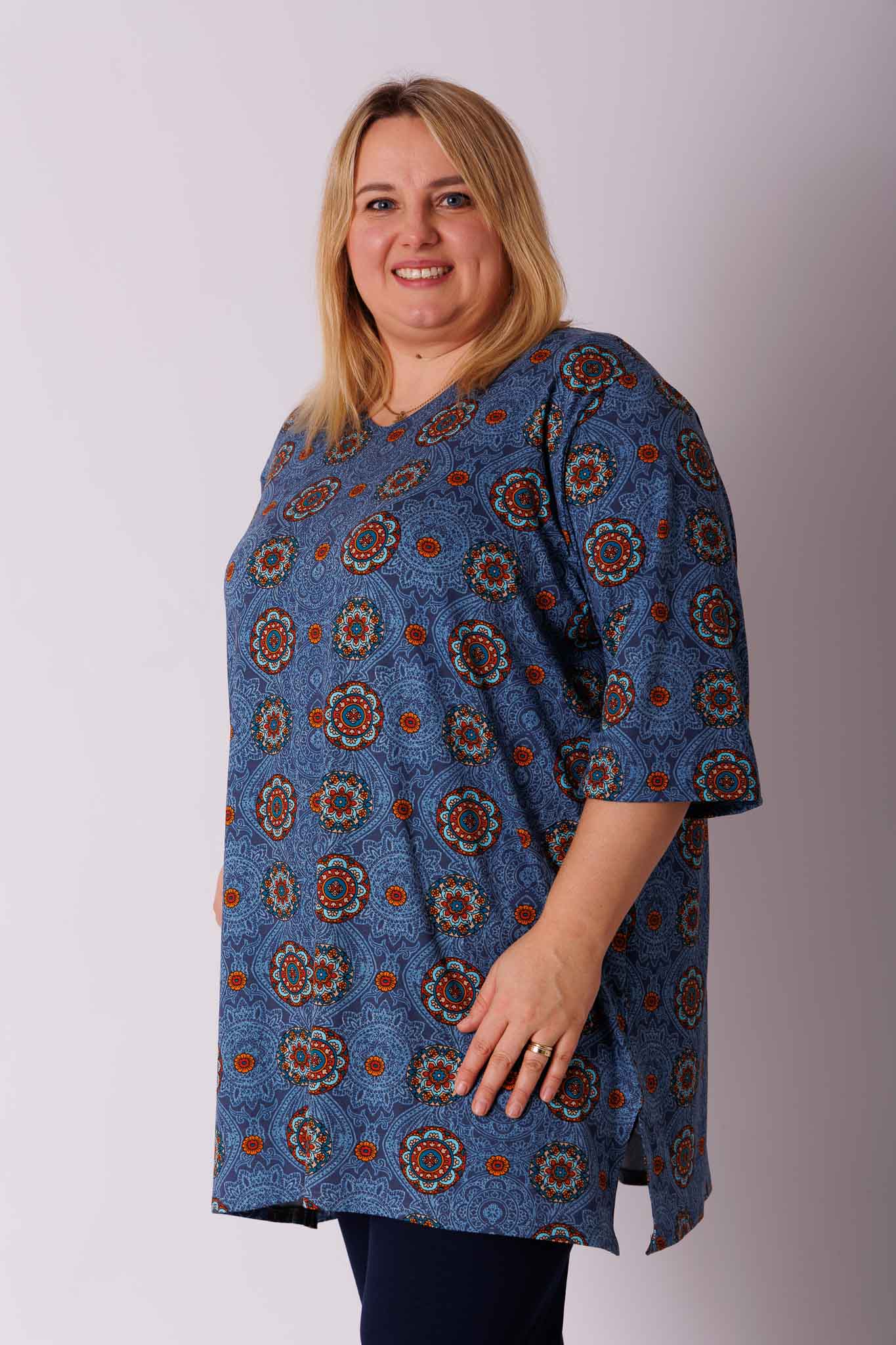 Shirt Eva caleidoscoop blauw viscose 90cm