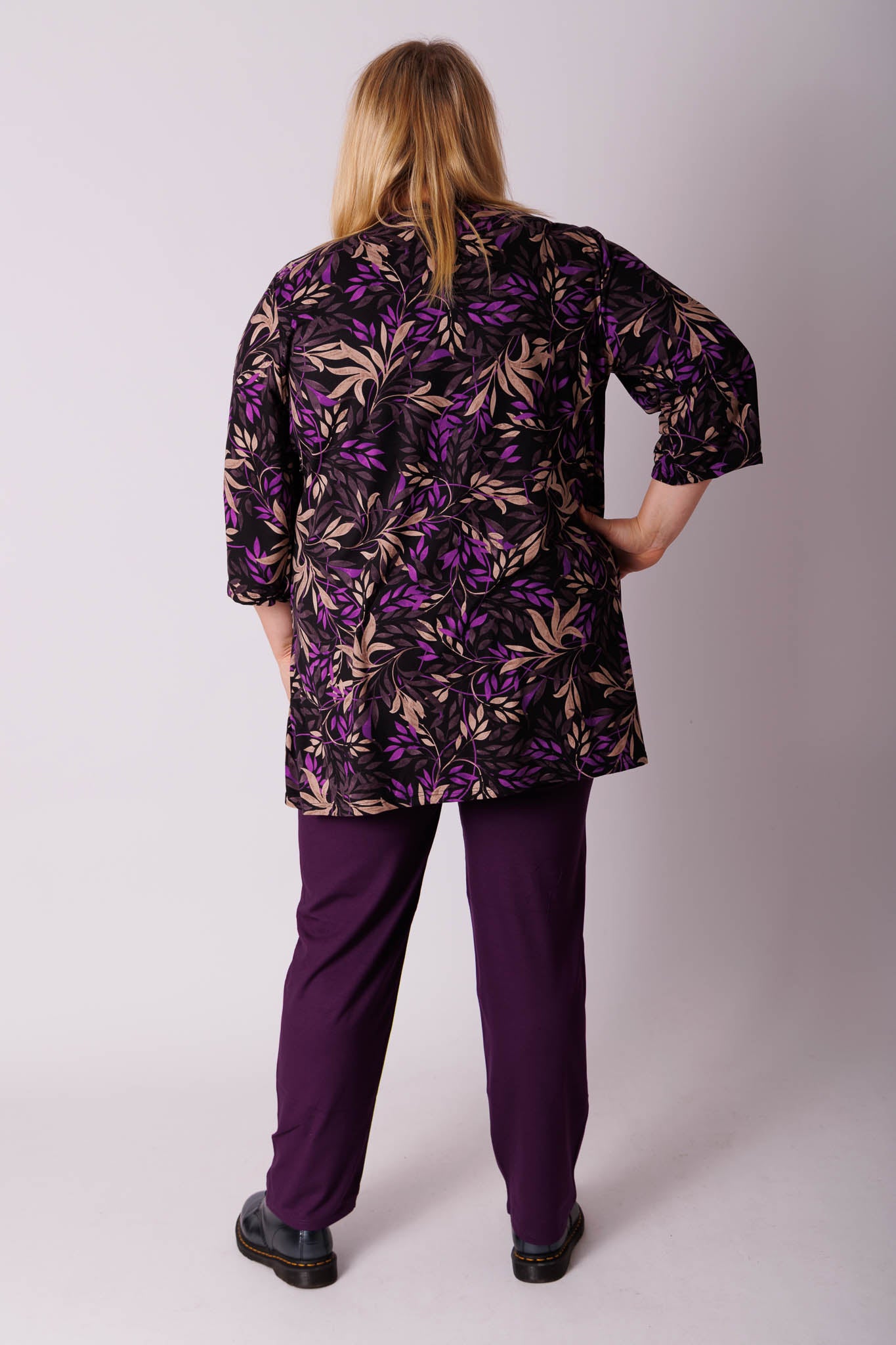 Shirt Eva paarse bloemen 90 cm kimo