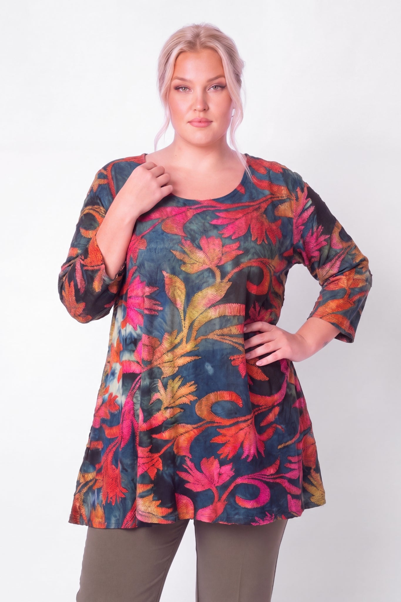Wijd A-lijn Shirt Durkje | Autumn Flowers | 3D Structuurstof | 3/4 Mouw | 86 cm