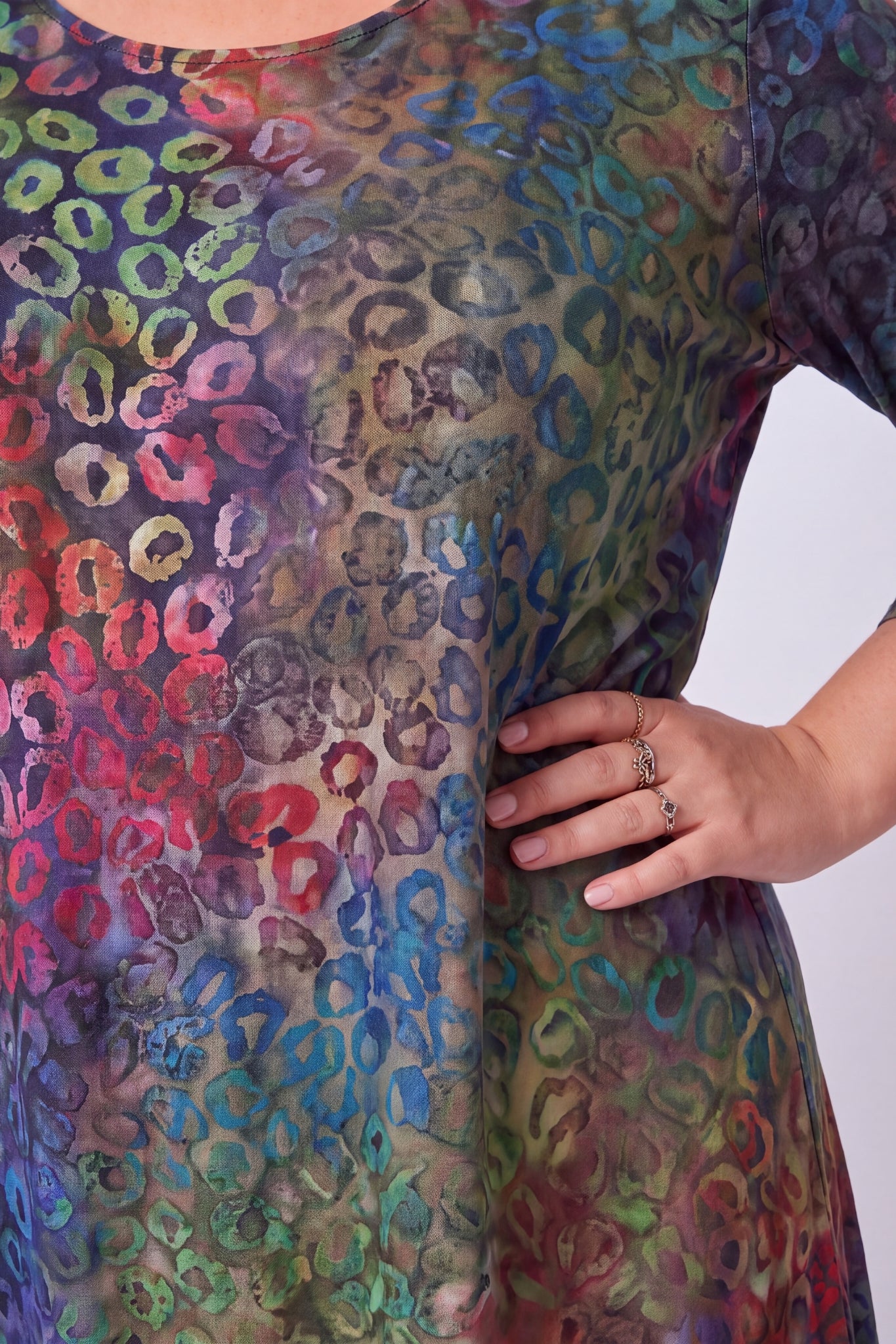 Wijd A-lijn Shirt Durkje | Multicolor Leopard | 3D Structuurstof | 96cm