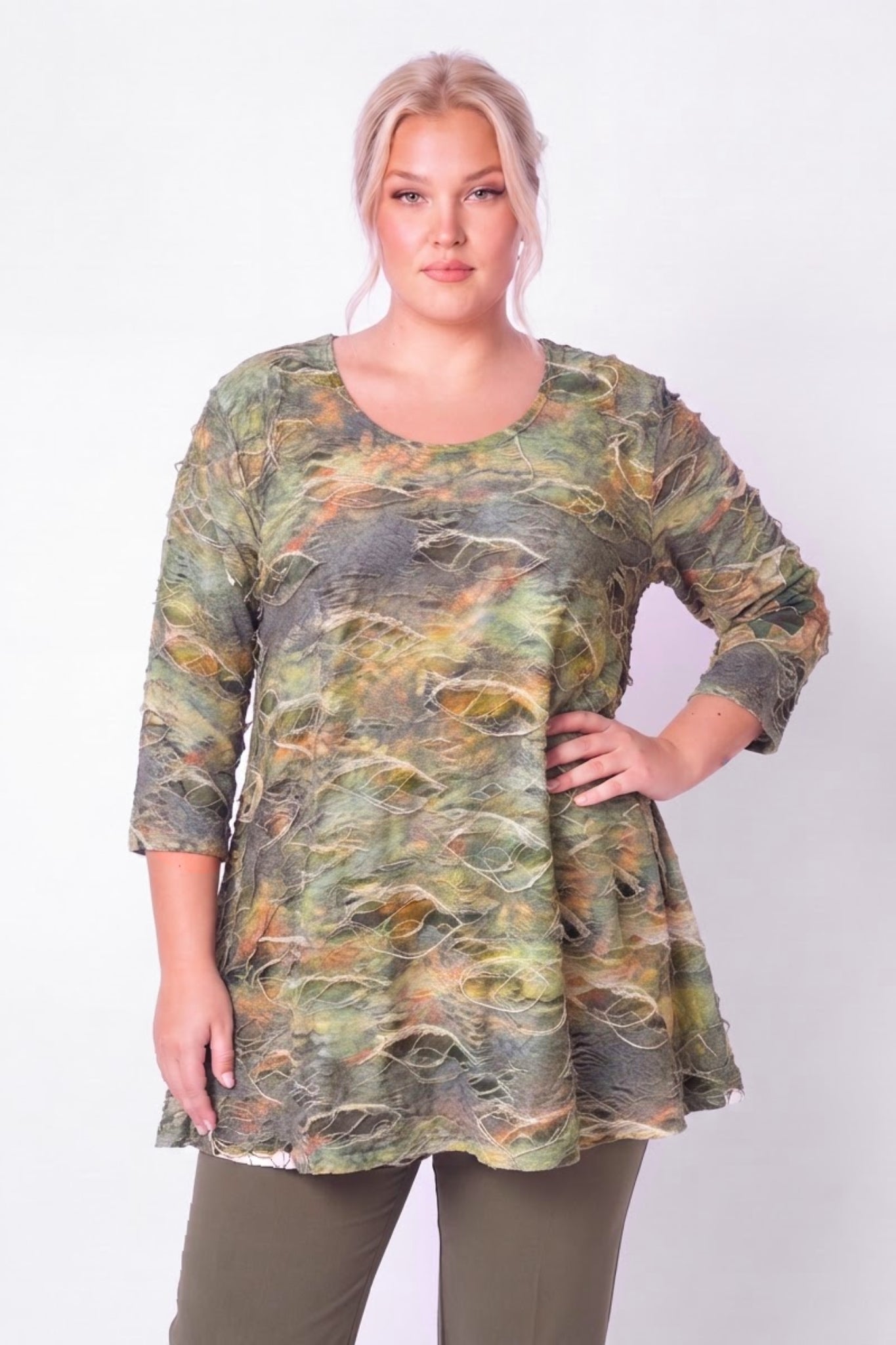 Wijd A-lijn Shirt Durkje | Olive Shadow | Gelaagde 3D-stof | 86cm