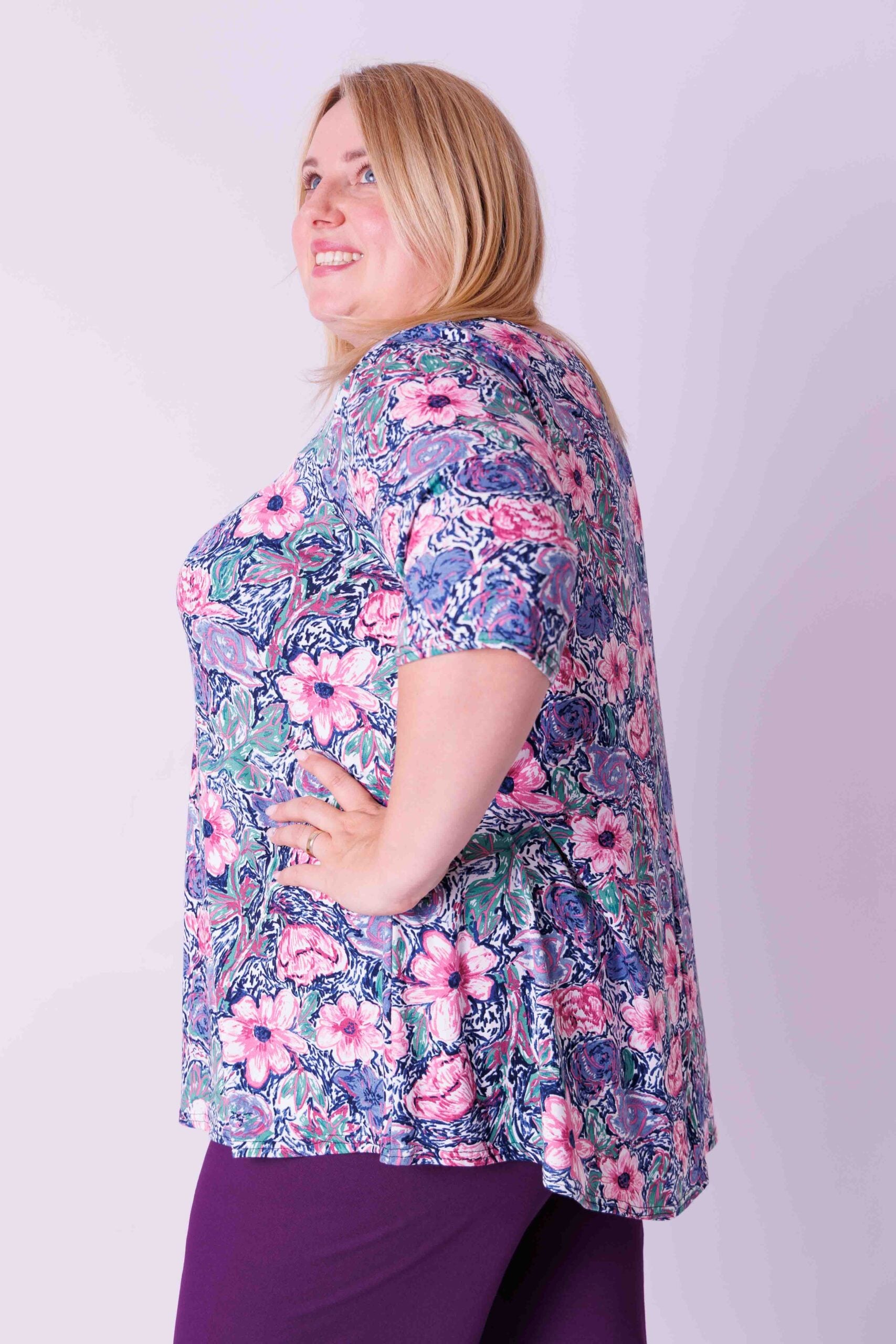 T-shirt bloemen viscose 75 cm maat 48-52