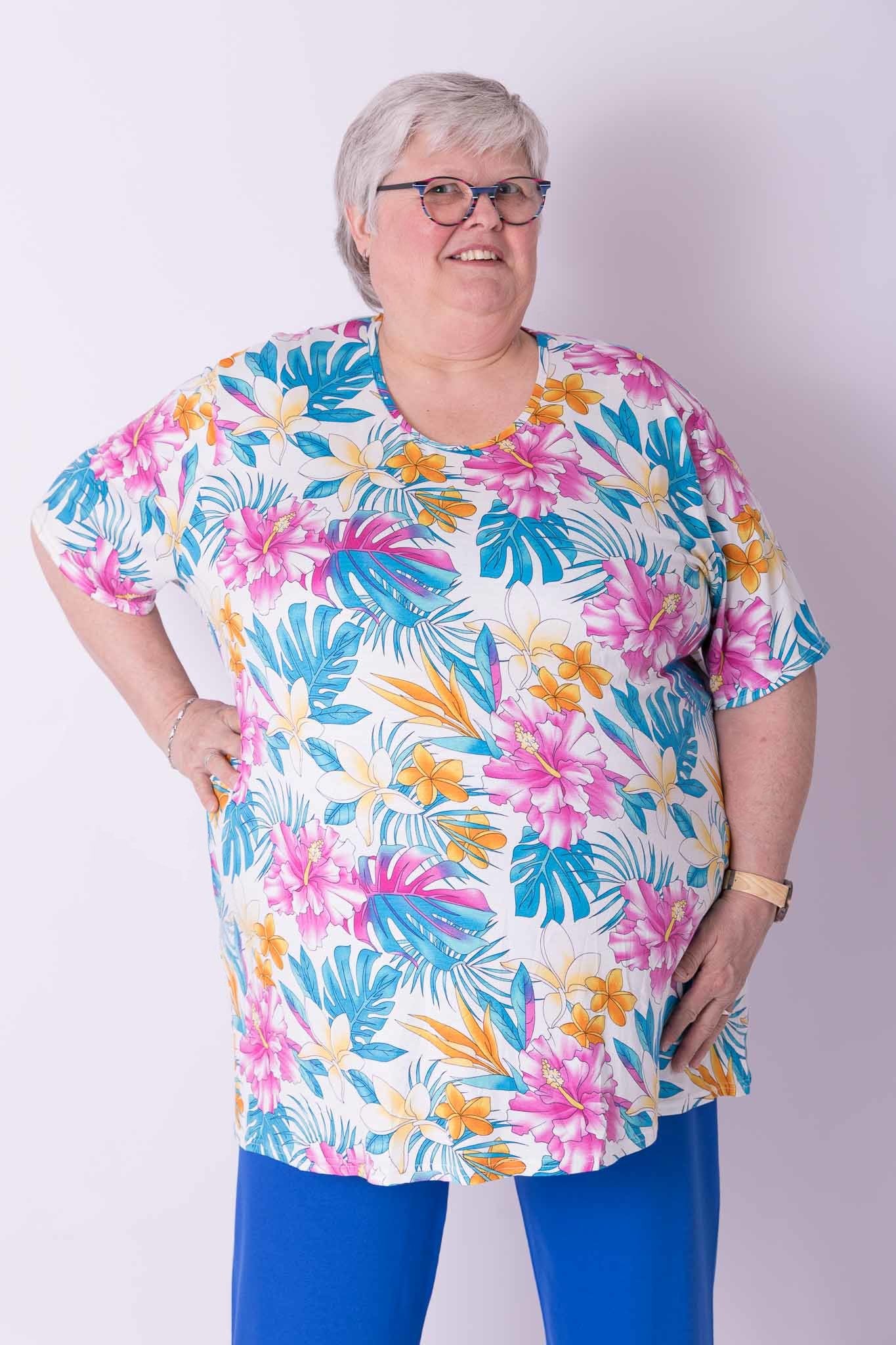 T-shirt Herma fuchsia roze bloemen 75-85 cm viscose