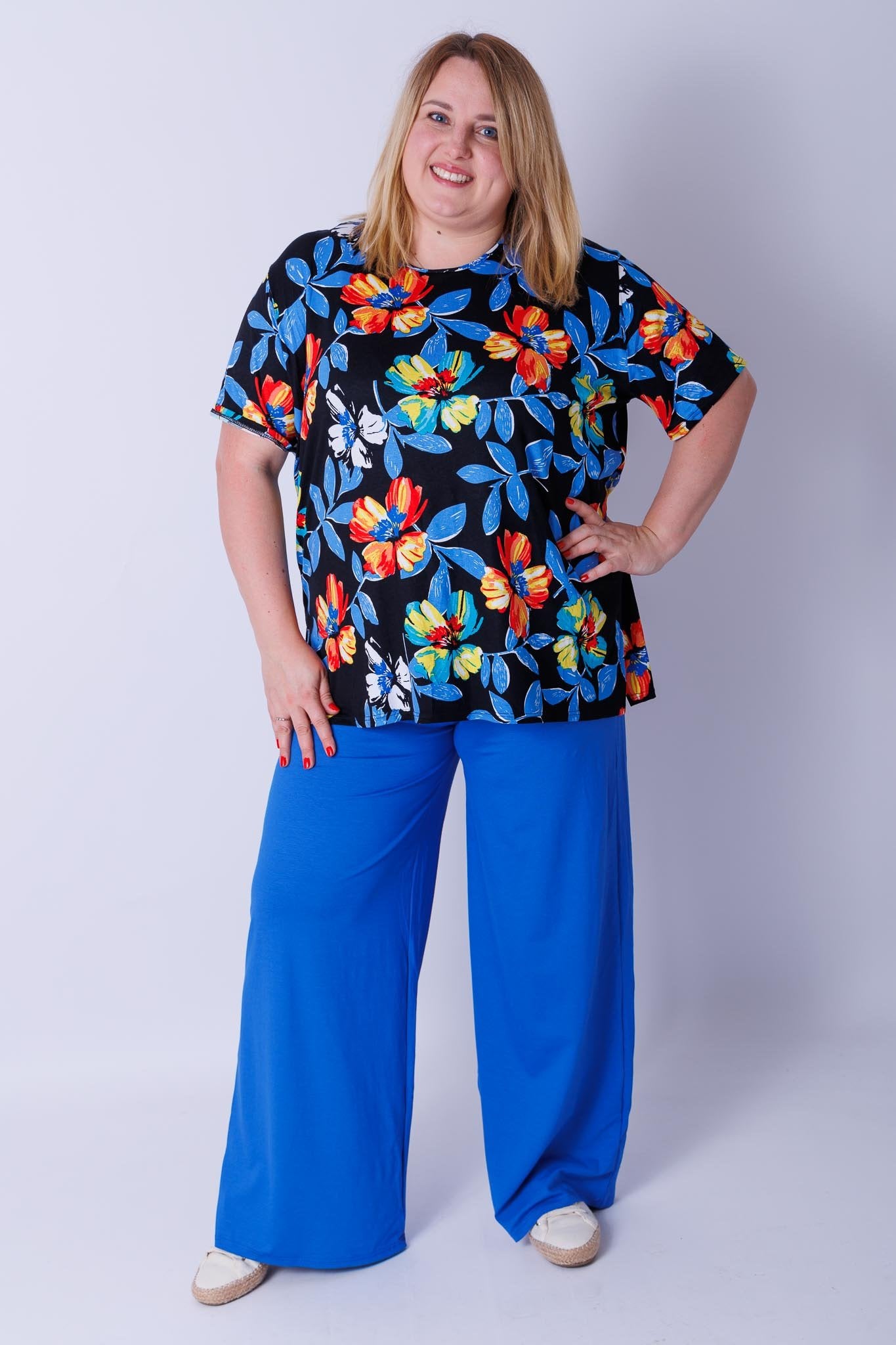 T-shirt Herma rode blauwe bloemen 75-84 cm viscose