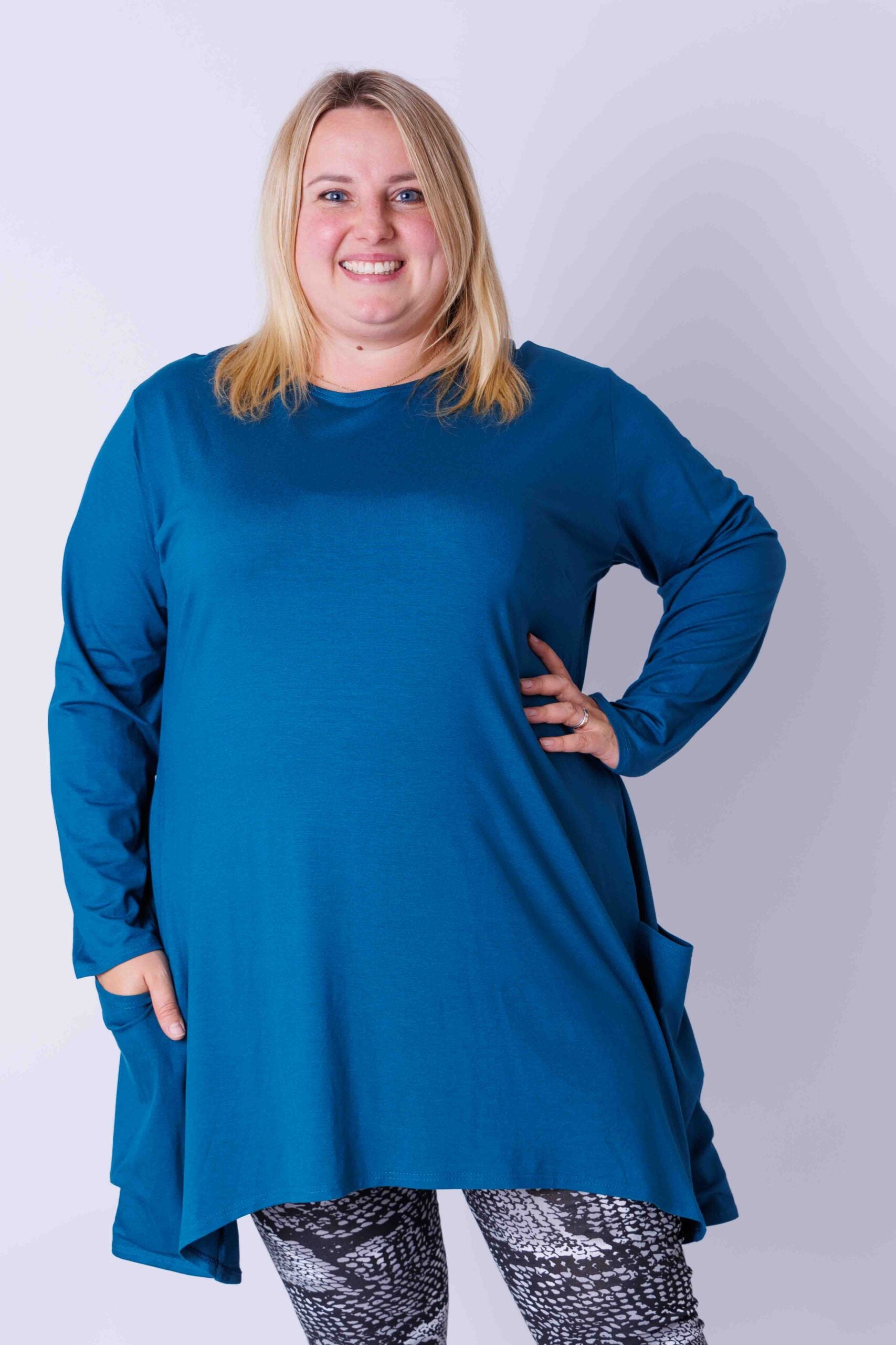 Top Bozenka A-lijn met zakken viscose 85-95 cm maat 46/48