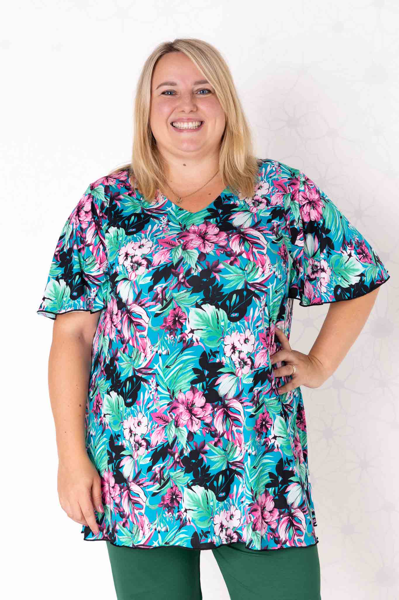 Top Karin – print "Bladeren en Bloemen" turquoise/groen/roze – travelstof – lengte 90 cm