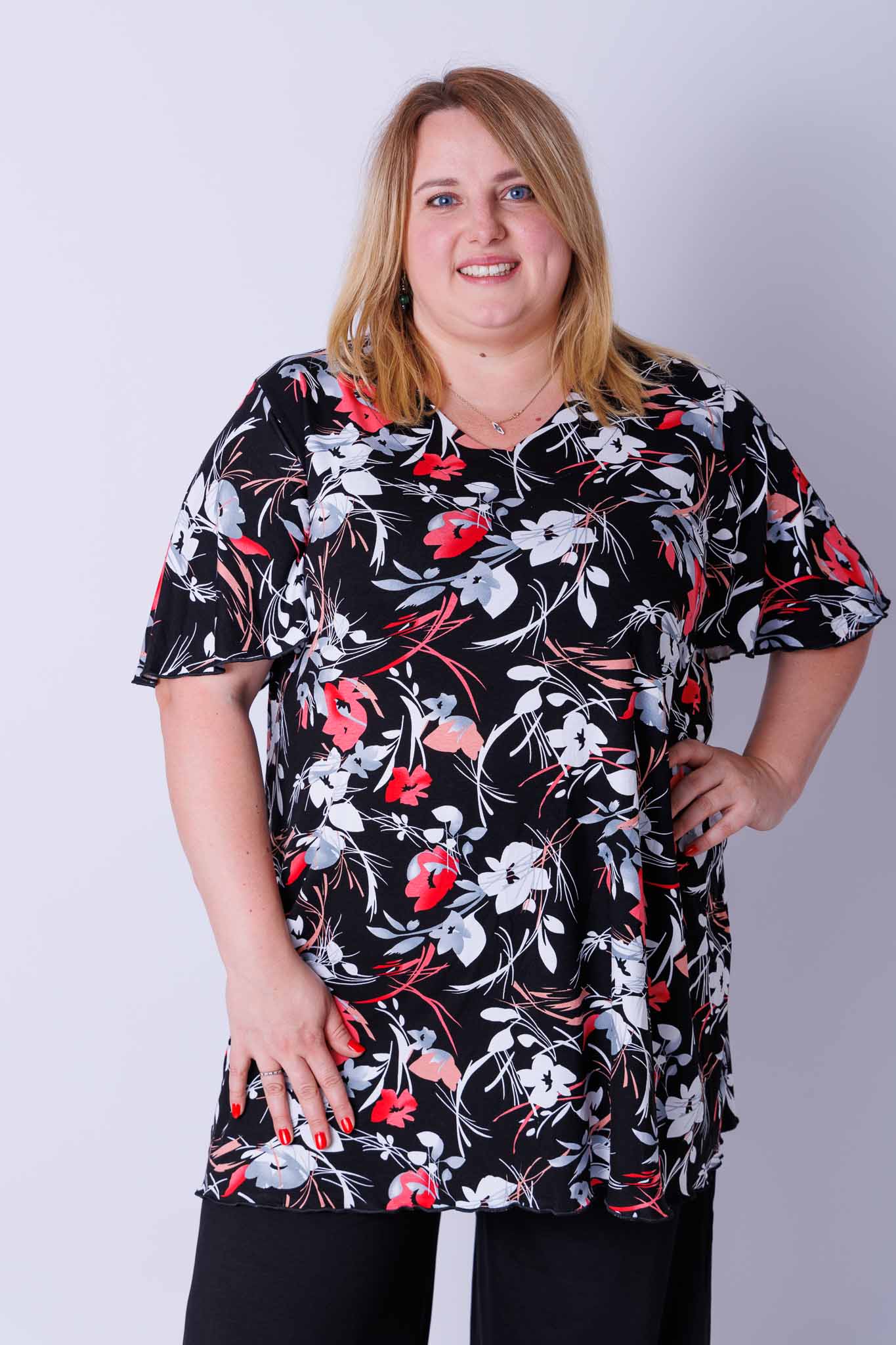 Top Karin rode witte bloemen 90 cm viscose