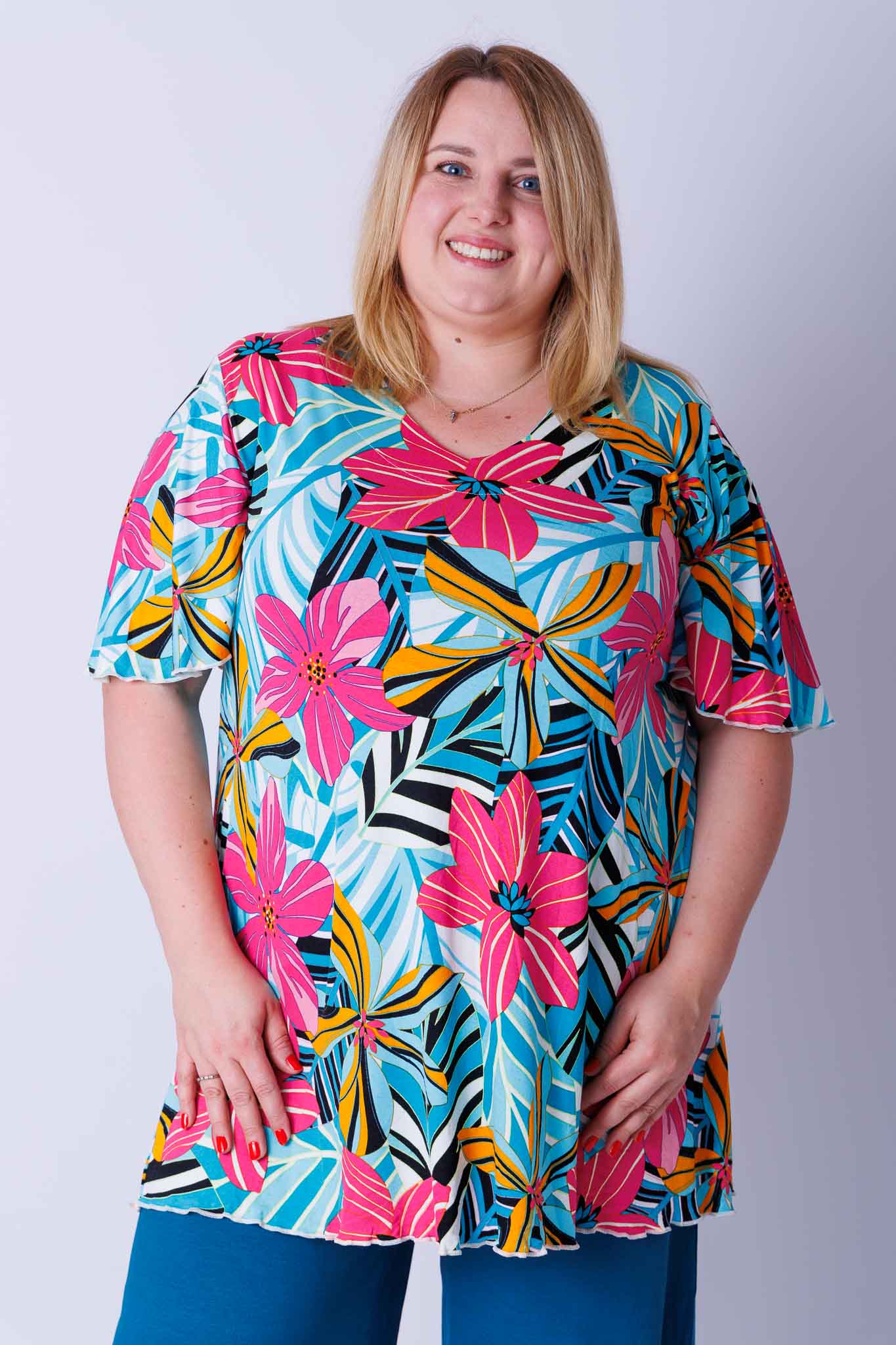 Top Karin roze turquoise blauw bloemen 90 cm viscose