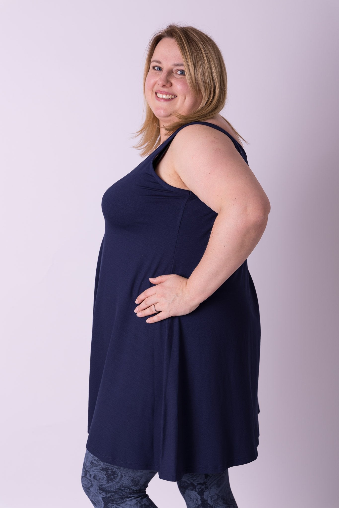 Top wijde a-lijn viscose  ca 90 cm