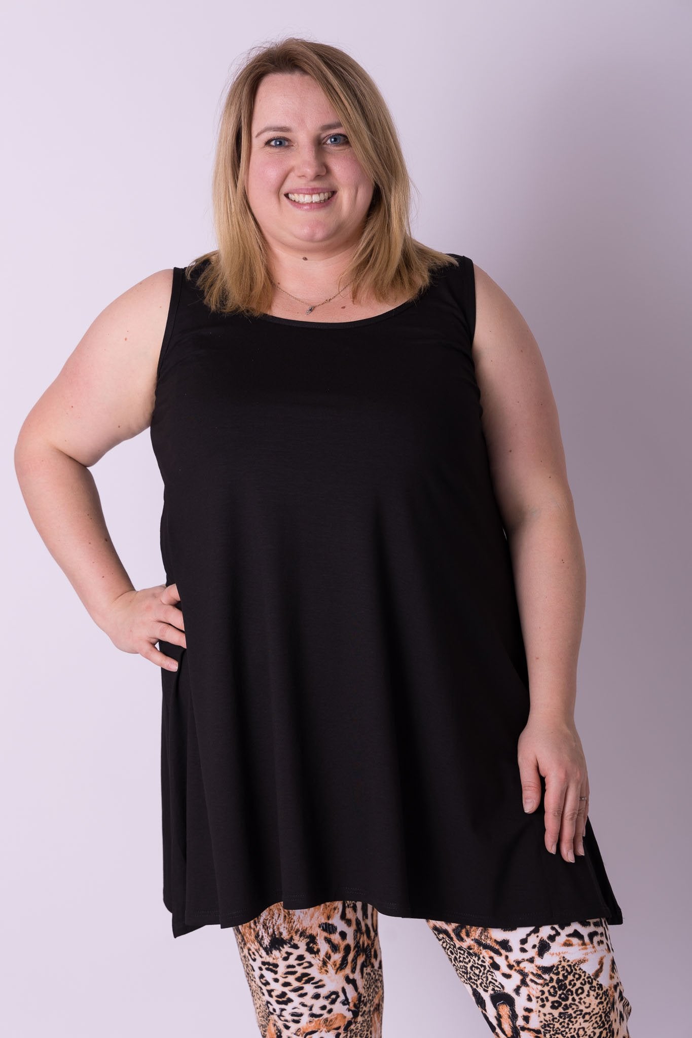 Top wijde a-lijn viscose  ca 90 cm