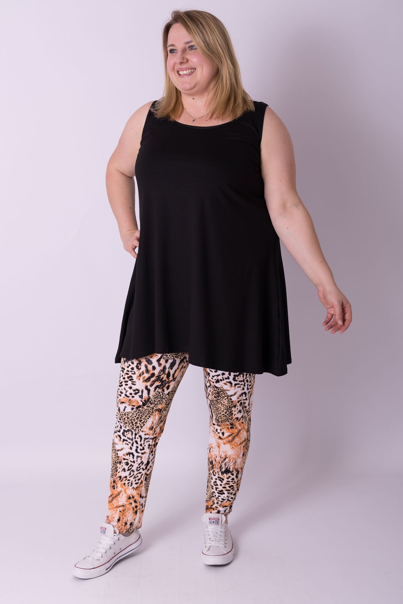 Top wijde a-lijn viscose  ca 90 cm