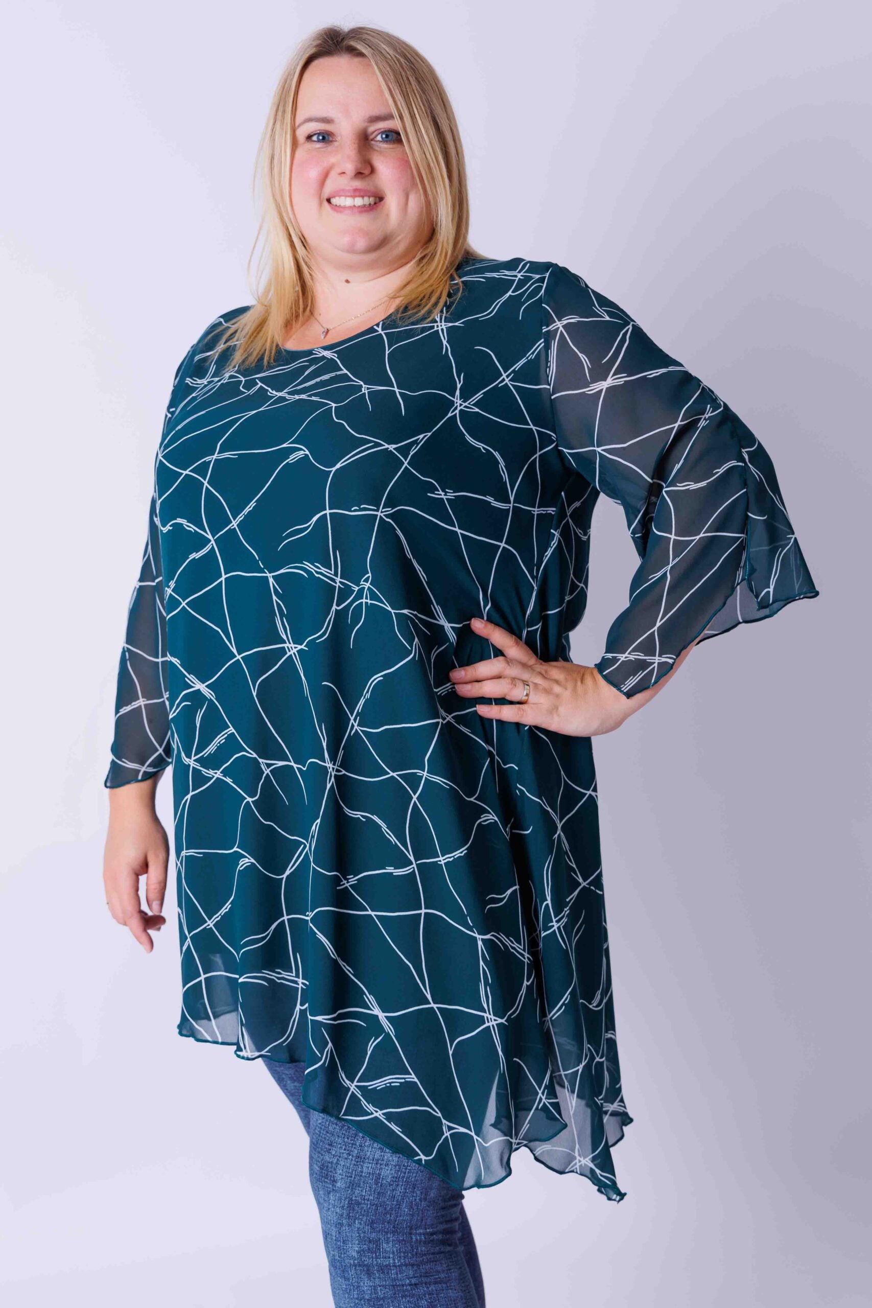 Tuniek Lotte barsten op groen chiffon