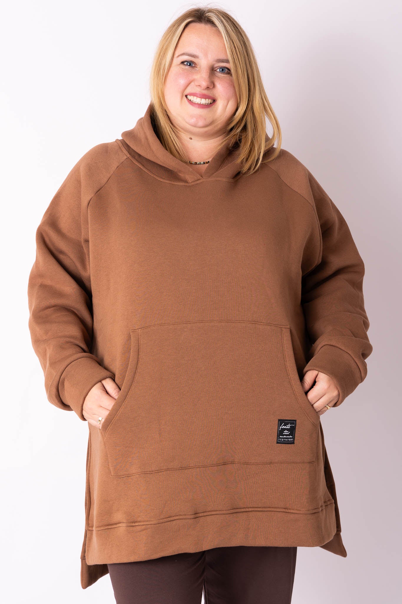 Warme hoodie met zakken one size buste 150 cm
