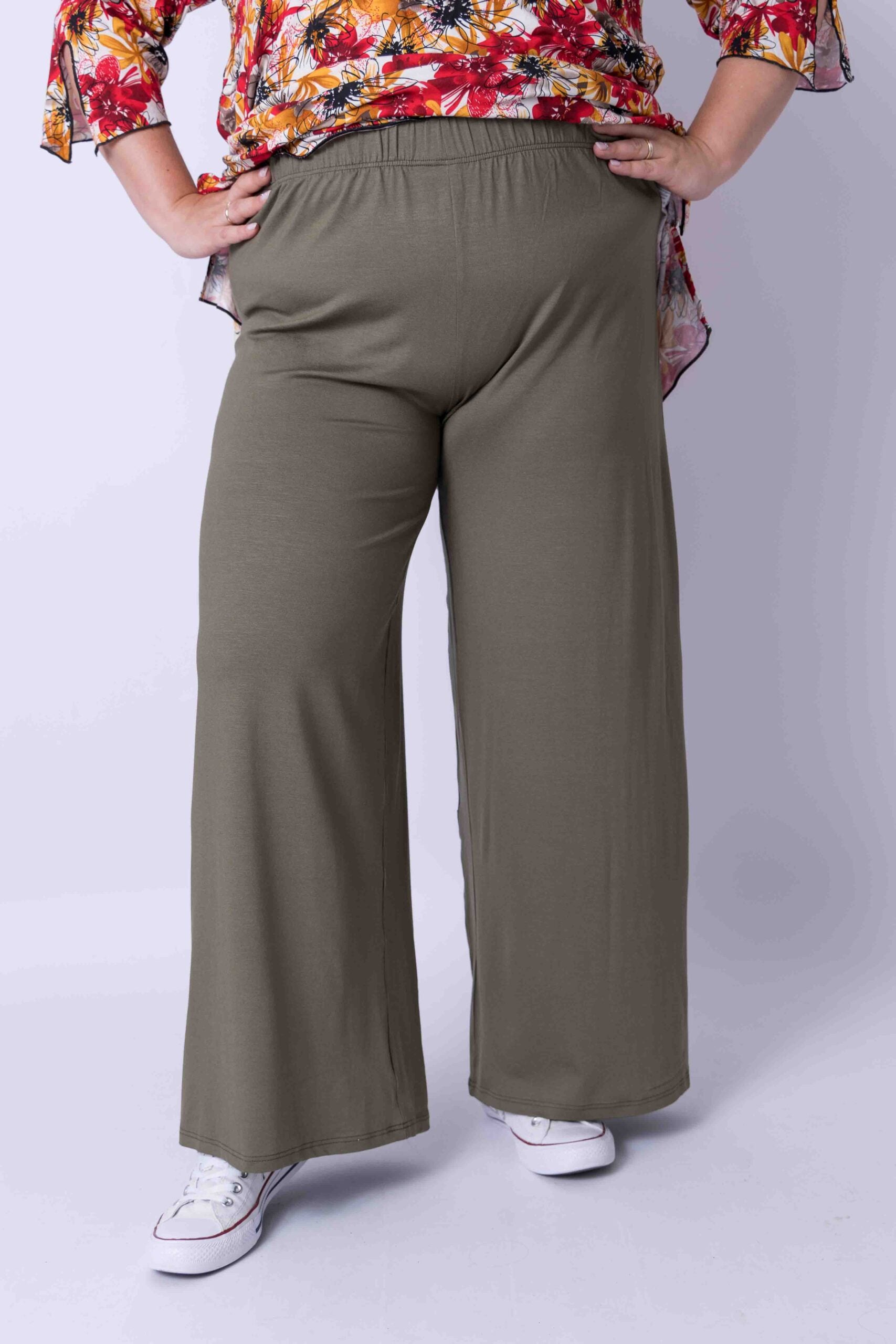 Wijde broek Judith viscose maat 52/56